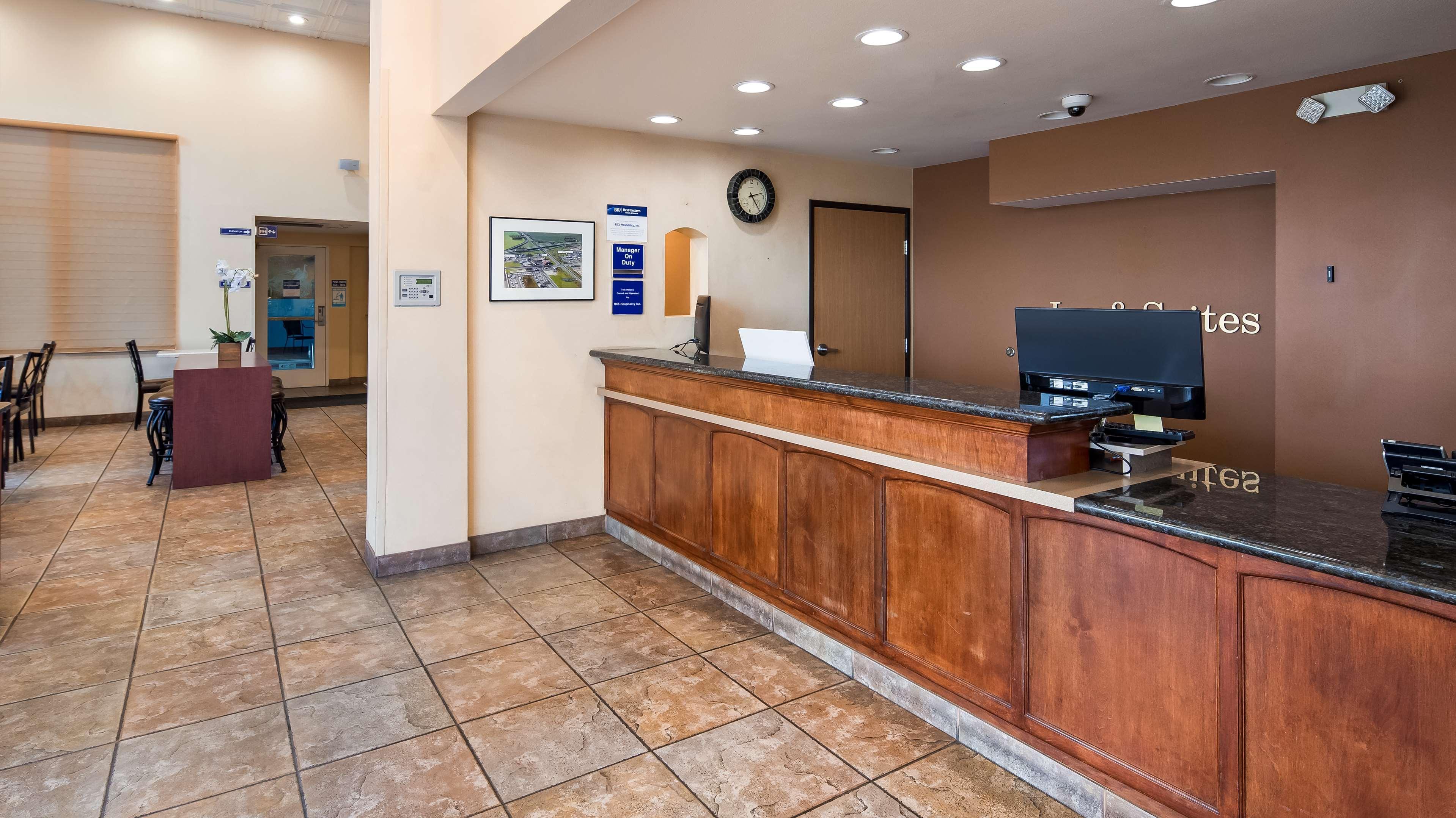 Best Western I-5 Inn & Suites Lodi Esterno foto